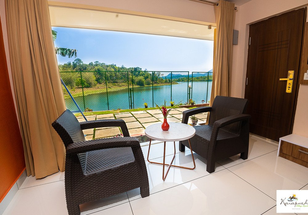 Room sit-out with Karapuzha reservoir view